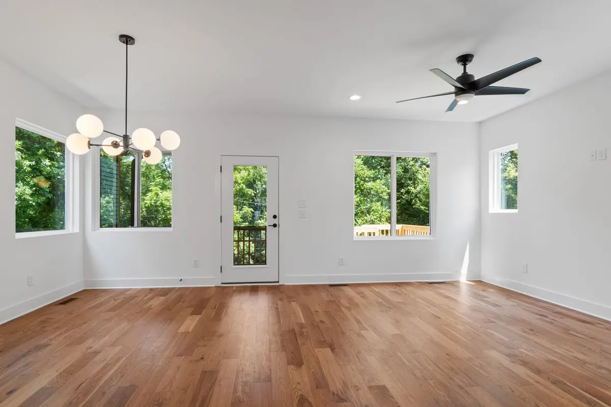 Spacious hardwood flooring
